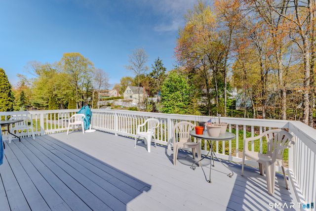 275 Country Lane, Bristol, CT 06010