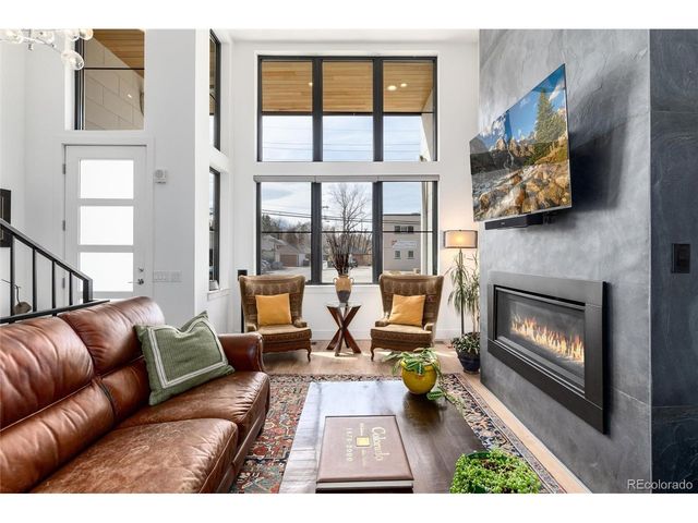 4243 E 8th Ave, Denver, CO 80220