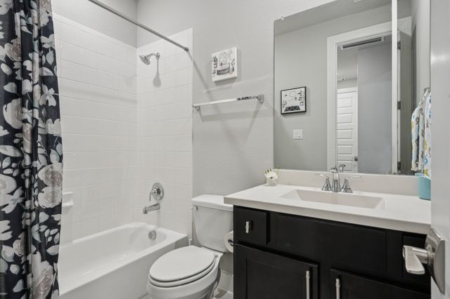 1901 Braided Mane Avenue, Aubrey, TX 76227