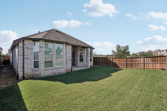 1901 Braided Mane Avenue, Aubrey, TX 76227