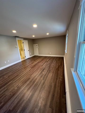 793 Jersey Place, Paramus, NJ 07653