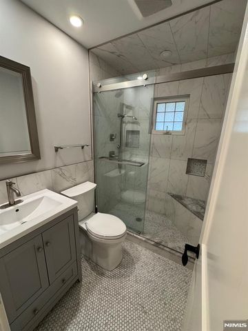 793 Jersey Place, Paramus, NJ 07653