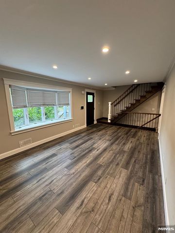 793 Jersey Place, Paramus, NJ 07653