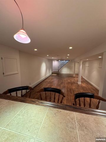793 Jersey Place, Paramus, NJ 07653