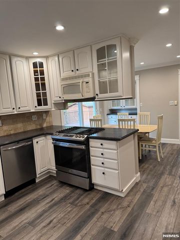 793 Jersey Place, Paramus, NJ 07653