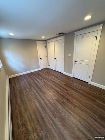 793 Jersey Place, Paramus, NJ 07653