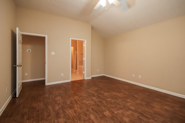 3211 Quail Run Drive, Humble, TX 77396