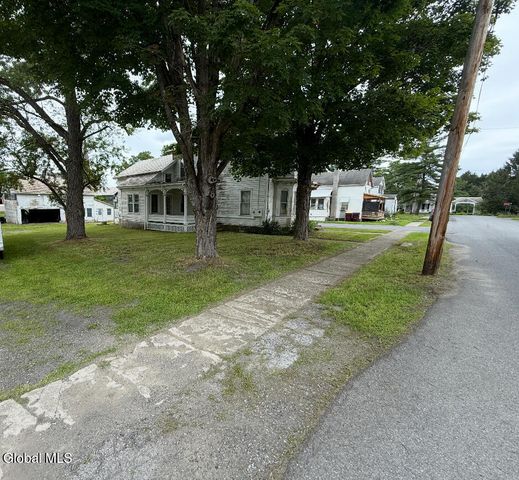 39 East Street, Argyle, NY 12809