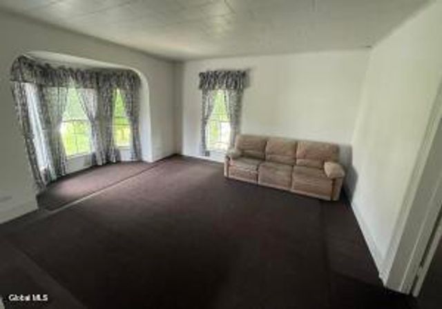 39 East Street, Argyle, NY 12809