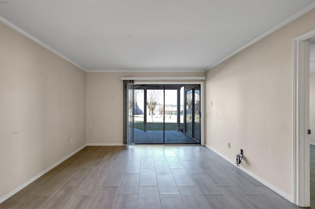 104 Lakeview Terrace D, Conroe, TX 77356