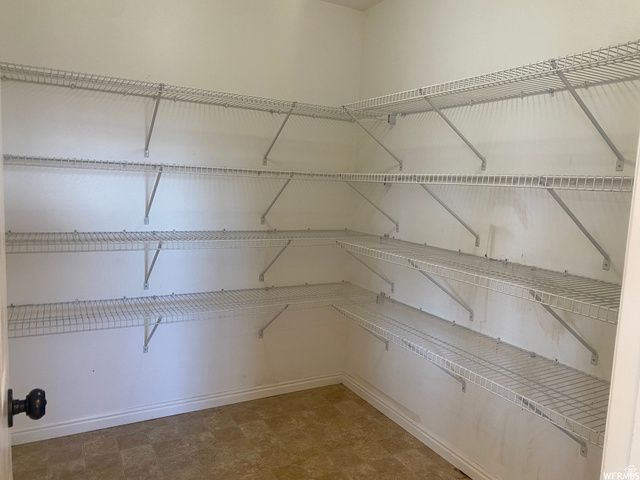 83 CANTERBURY CIR, Logan, UT 84321