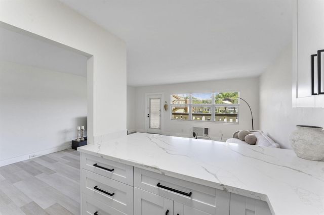 275 Mansfield G 275, Boca Raton, FL 33434