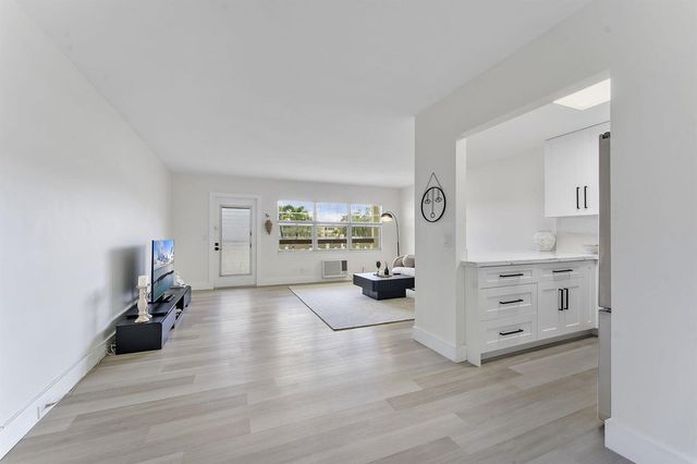 275 Mansfield G 275, Boca Raton, FL 33434