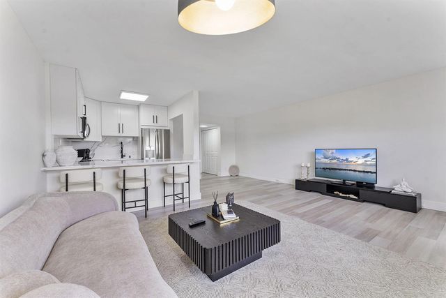 275 Mansfield G 275, Boca Raton, FL 33434