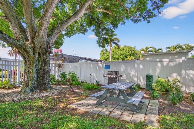 14130 ROSEMARY LANE 4105, Largo, FL 33774