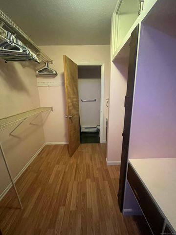 72 Buddington Road APT 8, Groton, CT 06340