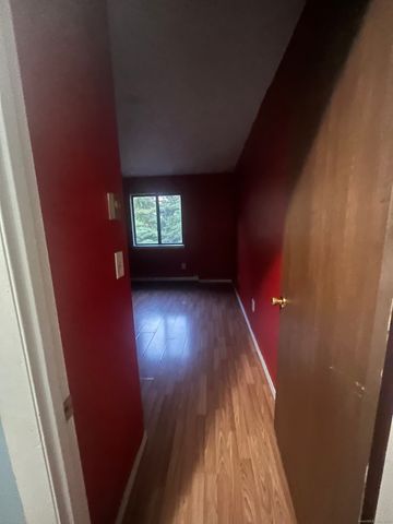 72 Buddington Road APT 8, Groton, CT 06340