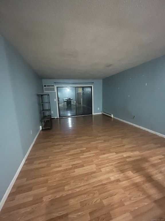 72 Buddington Road APT 8, Groton, CT 06340