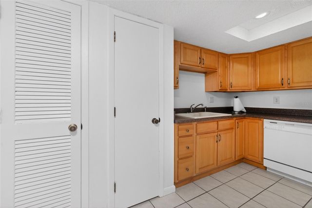 1217 AQUI ESTA DRIVE 8, Punta Gorda, FL 33950