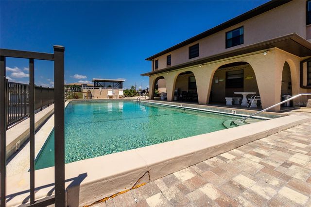 1217 AQUI ESTA DRIVE 8, Punta Gorda, FL 33950