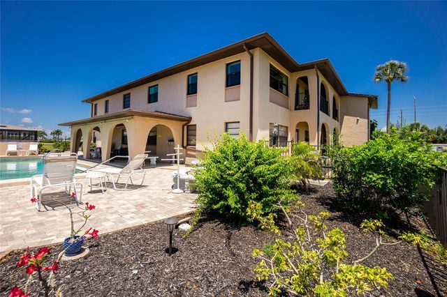 1217 AQUI ESTA DRIVE 8, Punta Gorda, FL 33950