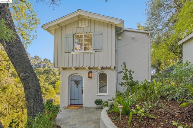 5900 Marden Ln, Oakland, CA 94611