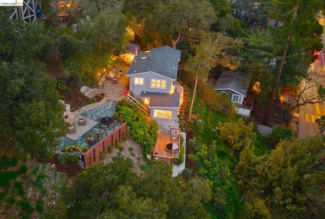 5900 Marden Ln, Oakland, CA 94611