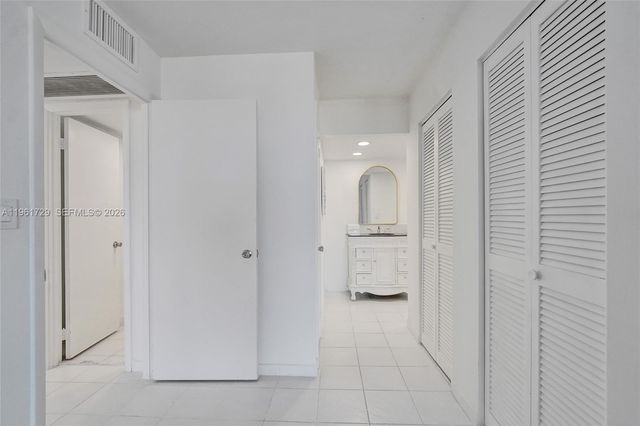 1600 S Ocean Dr 16B, Hollywood, FL 33019