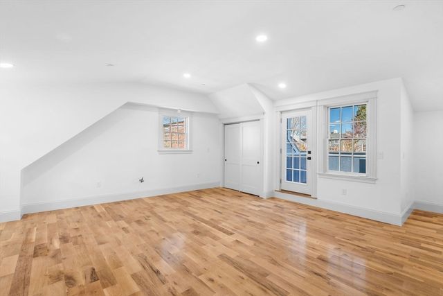 23 Summer Street 10, Salem, MA 01970