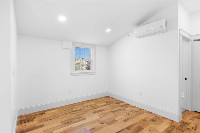 23 Summer Street 10, Salem, MA 01970