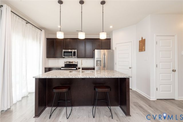 7710 Broadstairs Ln, New Kent, VA 23124