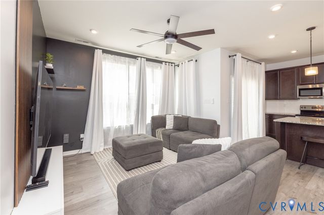 7710 Broadstairs Ln, New Kent, VA 23124