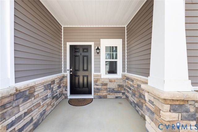 7710 Broadstairs Ln, New Kent, VA 23124