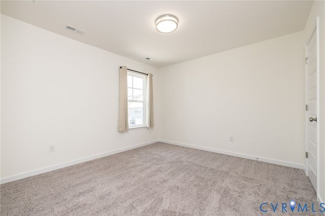 7710 Broadstairs Ln, New Kent, VA 23124