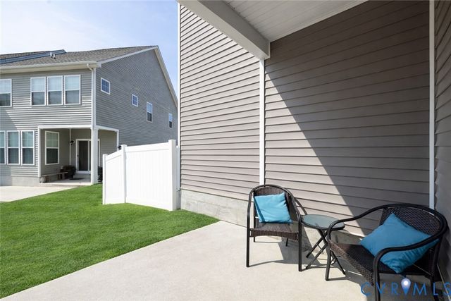 7710 Broadstairs Ln, New Kent, VA 23124