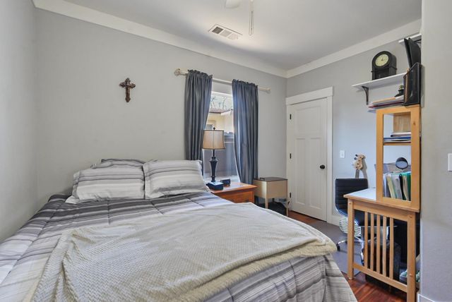 526 Flower St, Turlock, CA 95380