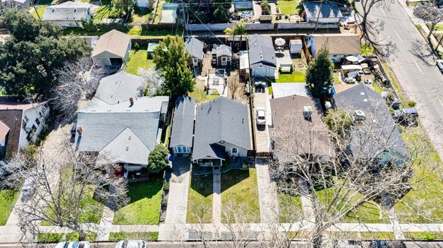 526 Flower St, Turlock, CA 95380