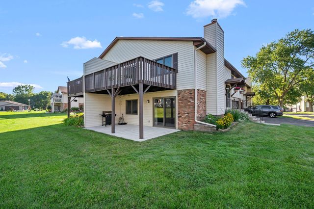 3837 Gershwin Avenue N, Oakdale, MN 55128