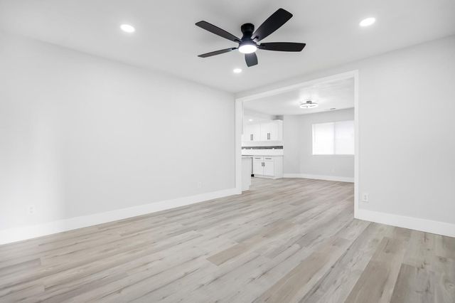 1828 E Hillcrest Drive, Visalia, CA 93292