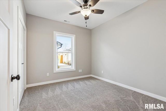 1323 5TH Avenue, De Witt, IA 52742