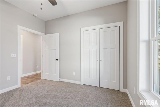 1323 5TH Avenue, De Witt, IA 52742