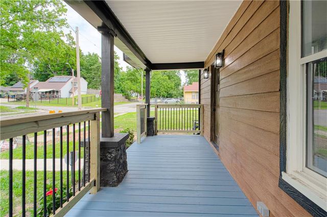 2603 Myrtle Avenue, Kansas City, MO 64127
