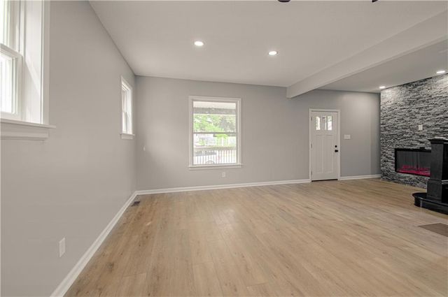 2603 Myrtle Avenue, Kansas City, MO 64127