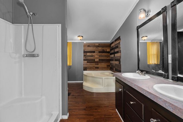 137 Smith Dr, Kilgore, TX 75662