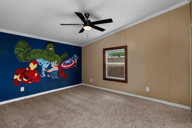 137 Smith Dr, Kilgore, TX 75662