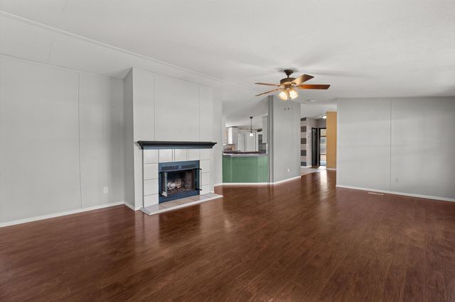 137 Smith Dr, Kilgore, TX 75662