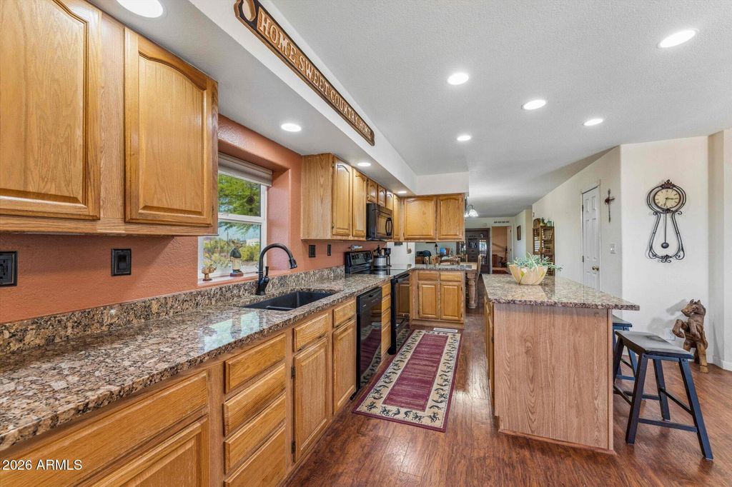 38819 N 19TH Way, Phoenix, AZ 85086 — photo 4