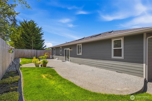 142 E Cobblestone Lane, Sequim, WA 98382