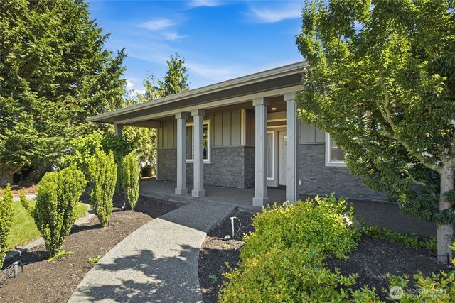 142 E Cobblestone Lane, Sequim, WA 98382