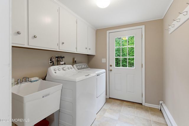 198 Deepdale Drive, Middletown, NJ 07748